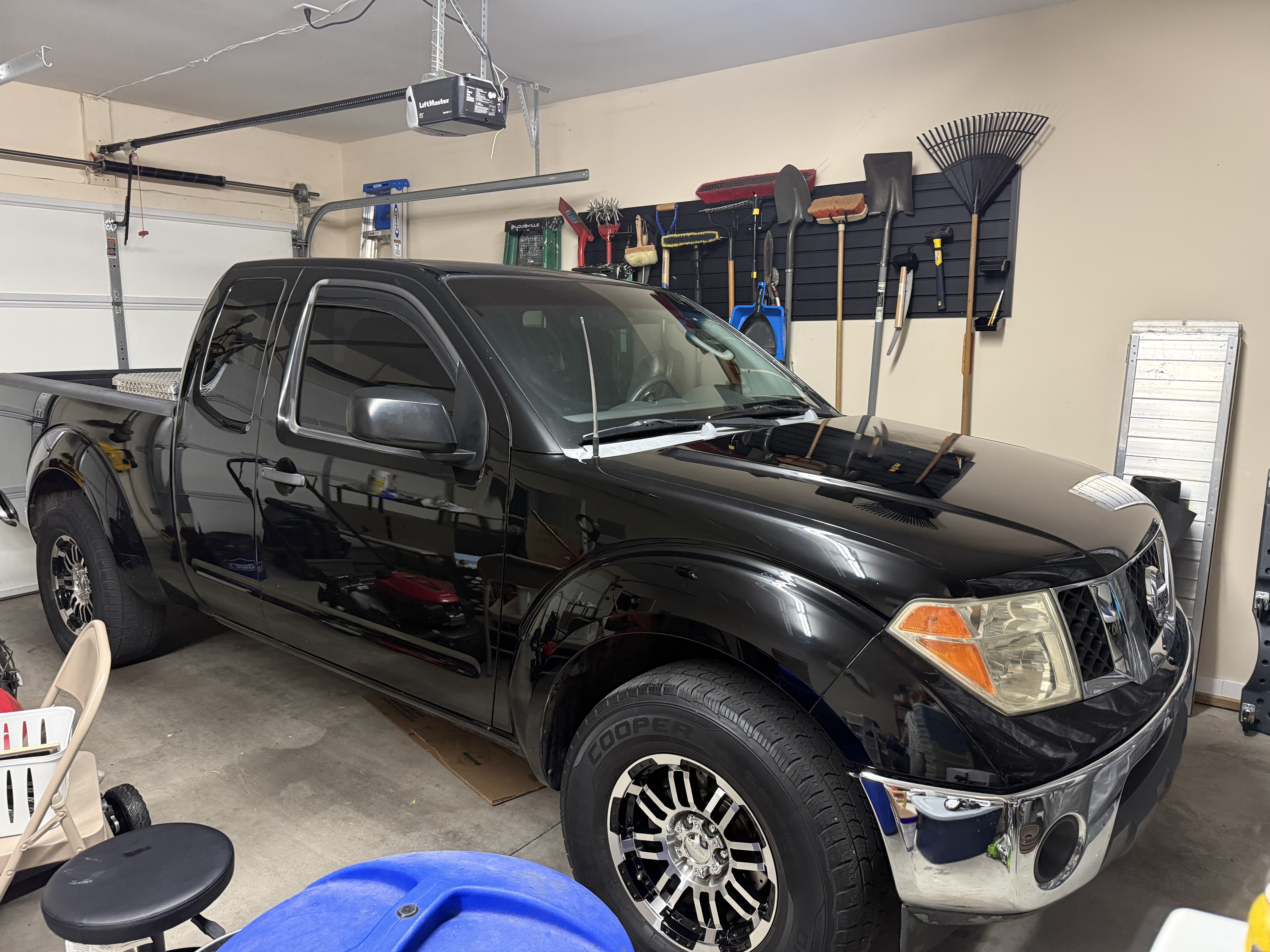Used 2006 Nissan Frontier SE RWD image 31
