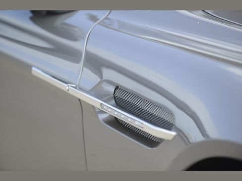 Used 2012 Aston Martin Rapide image 32