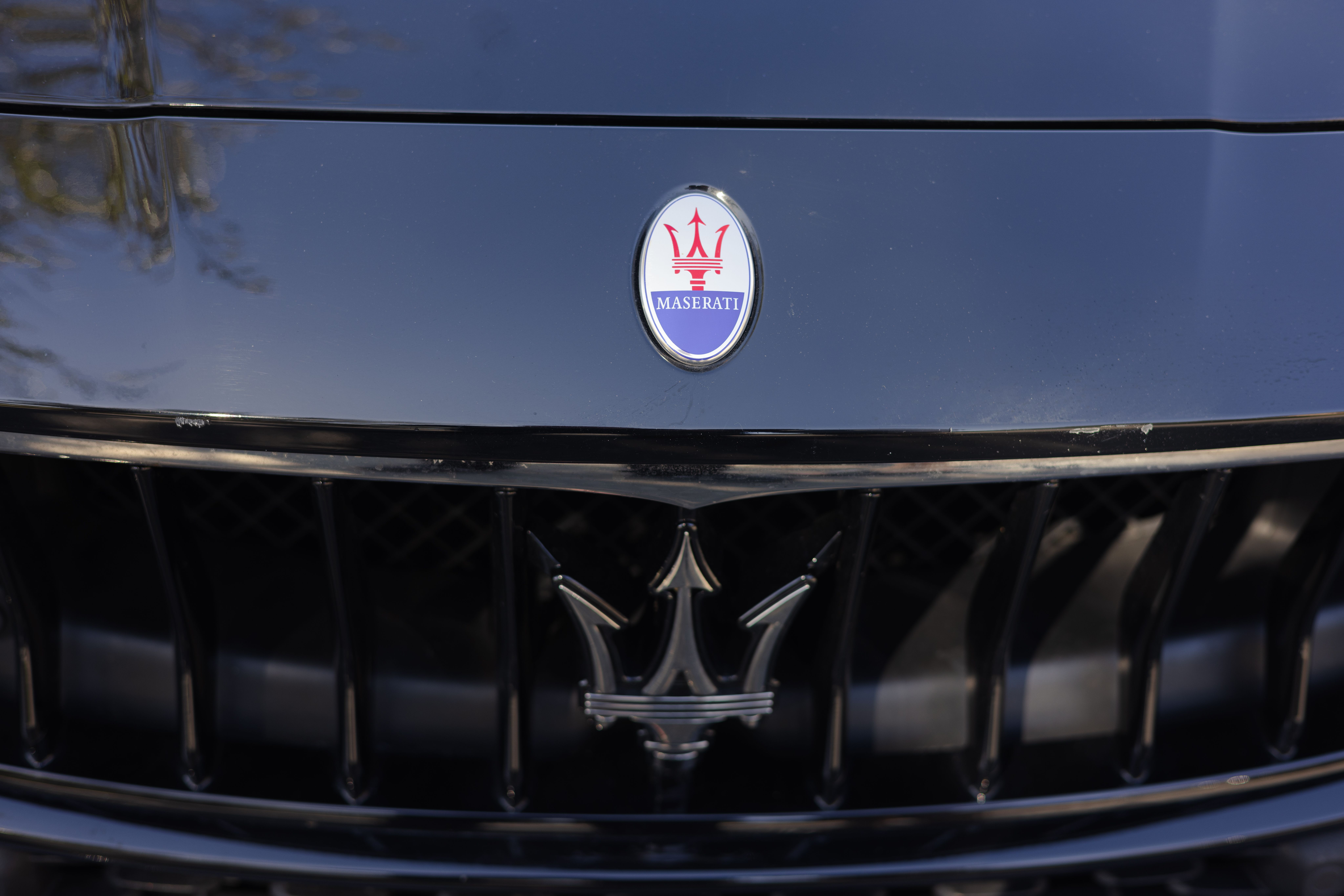 Used 2021 Maserati Ghibli S RWD image 12