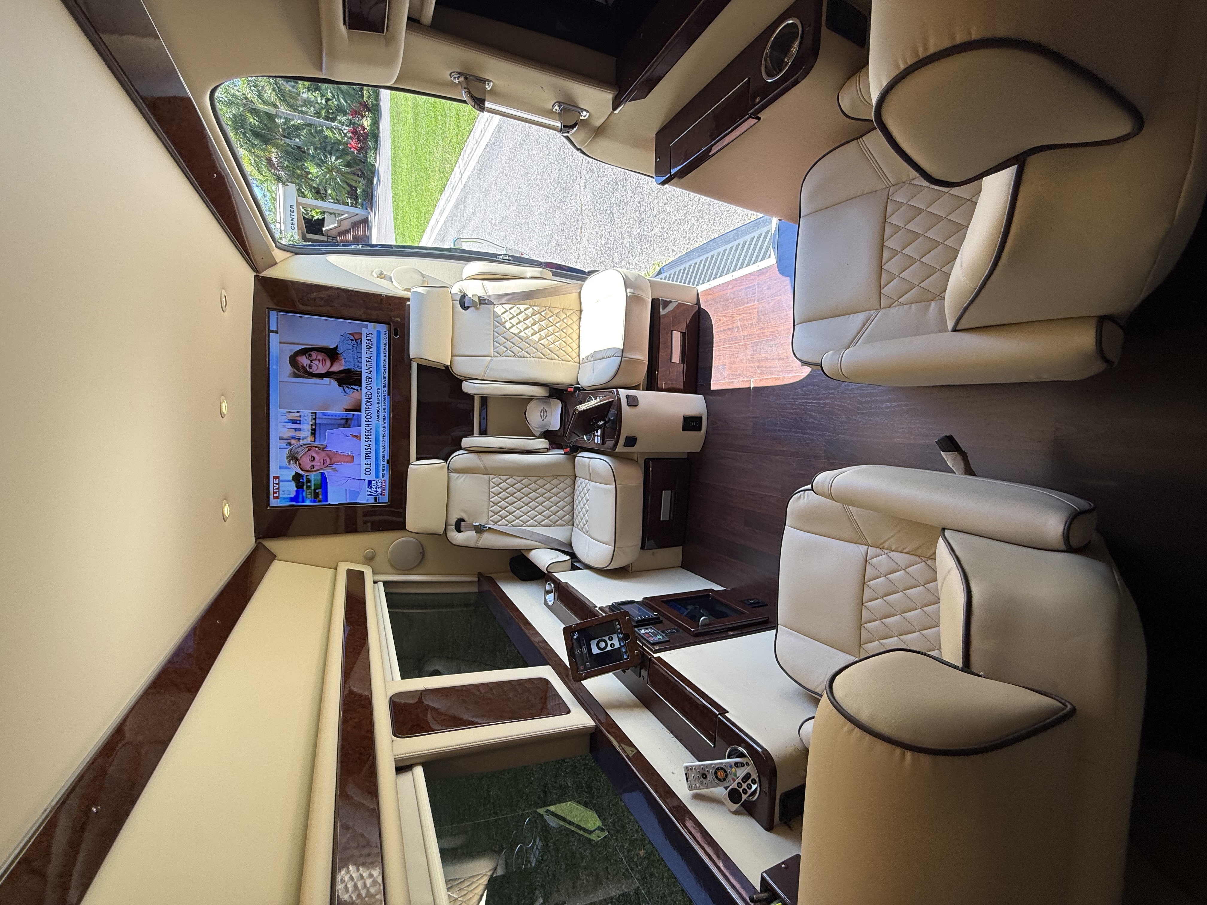 Used 2014 Mercedes-Benz Sprinter 2500 image 15