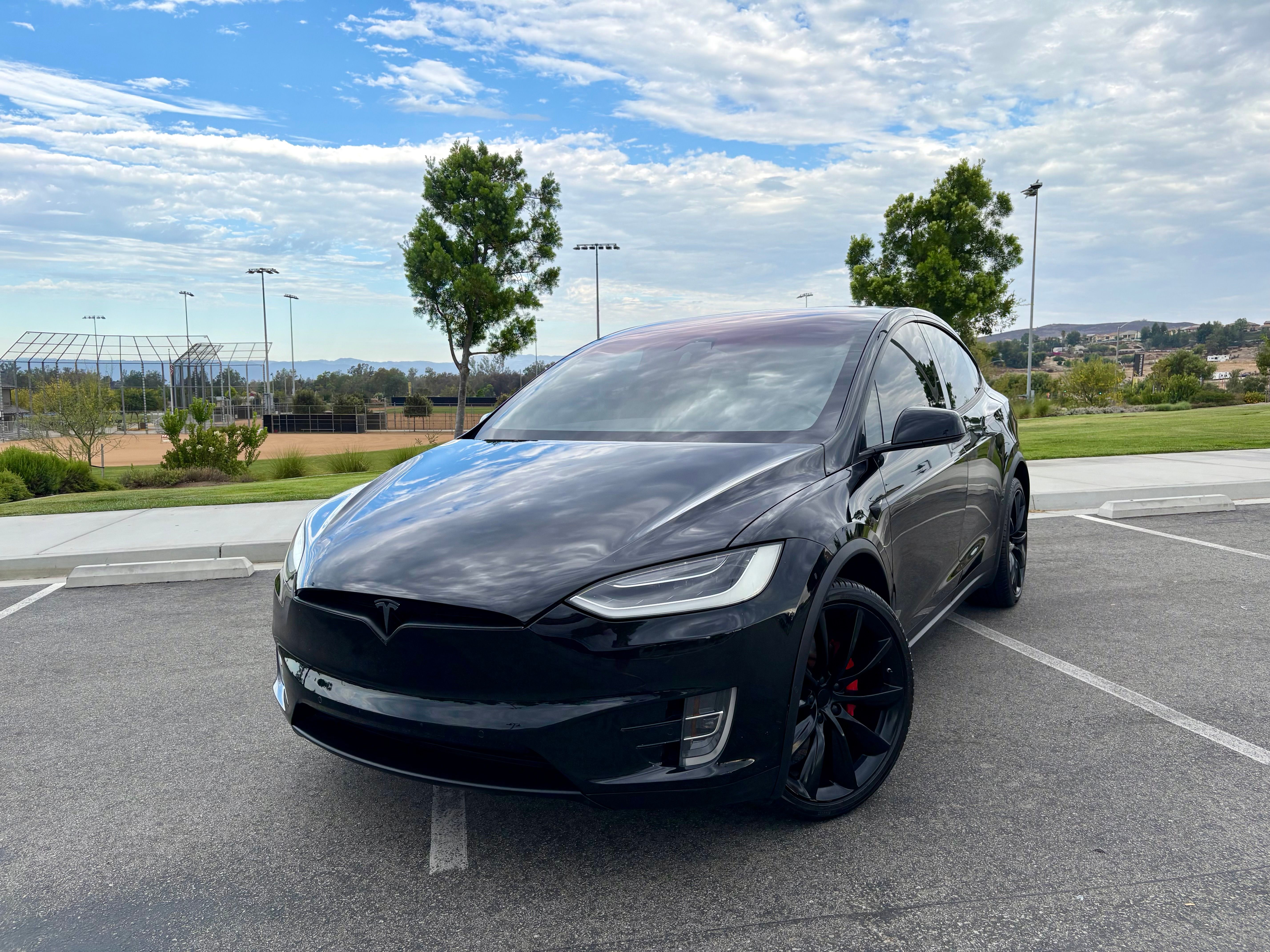 Used 2016 Tesla Model X 75D AWD/4WD image 1