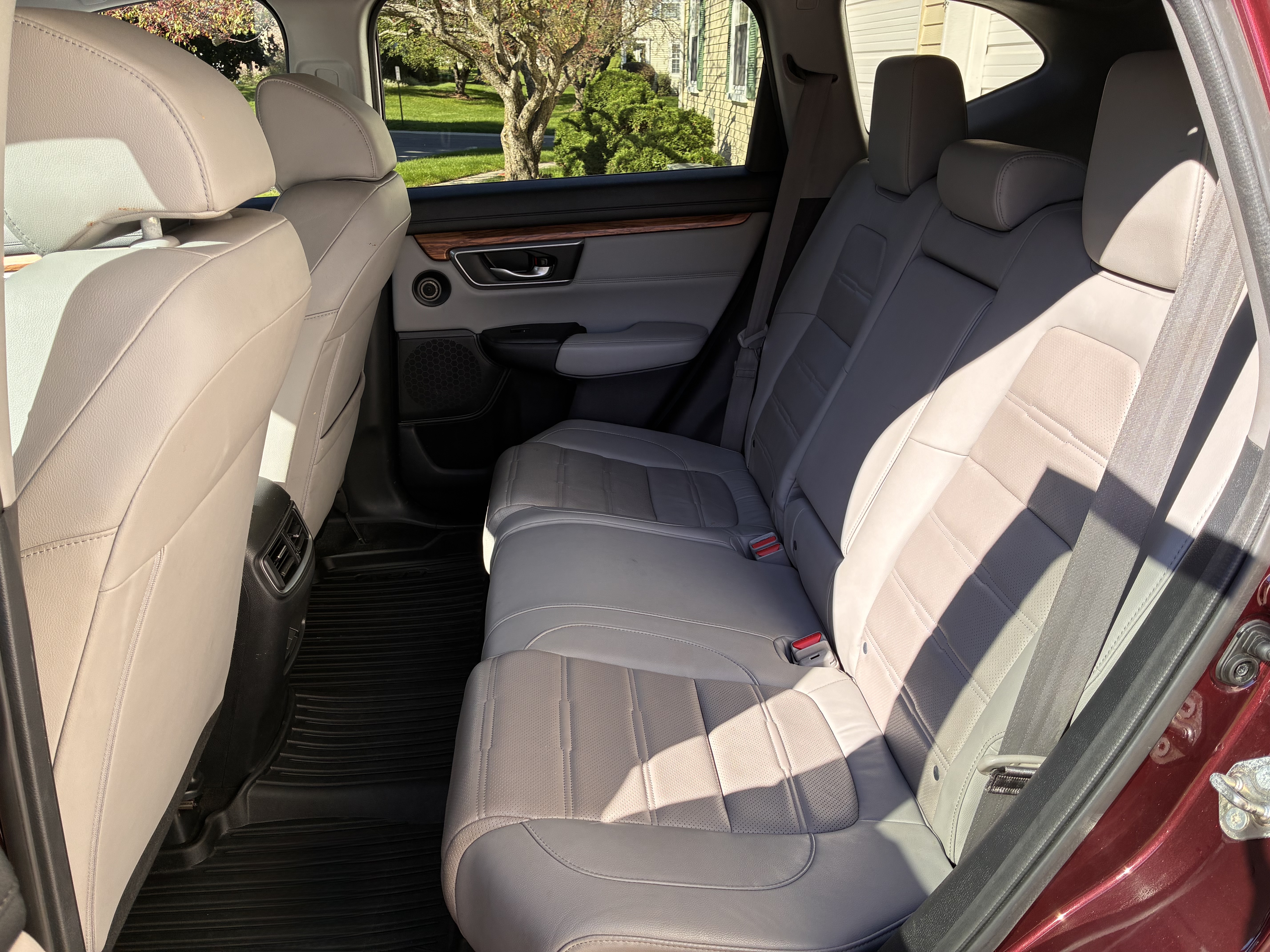 Used 2018 Honda CR-V Touring image 14