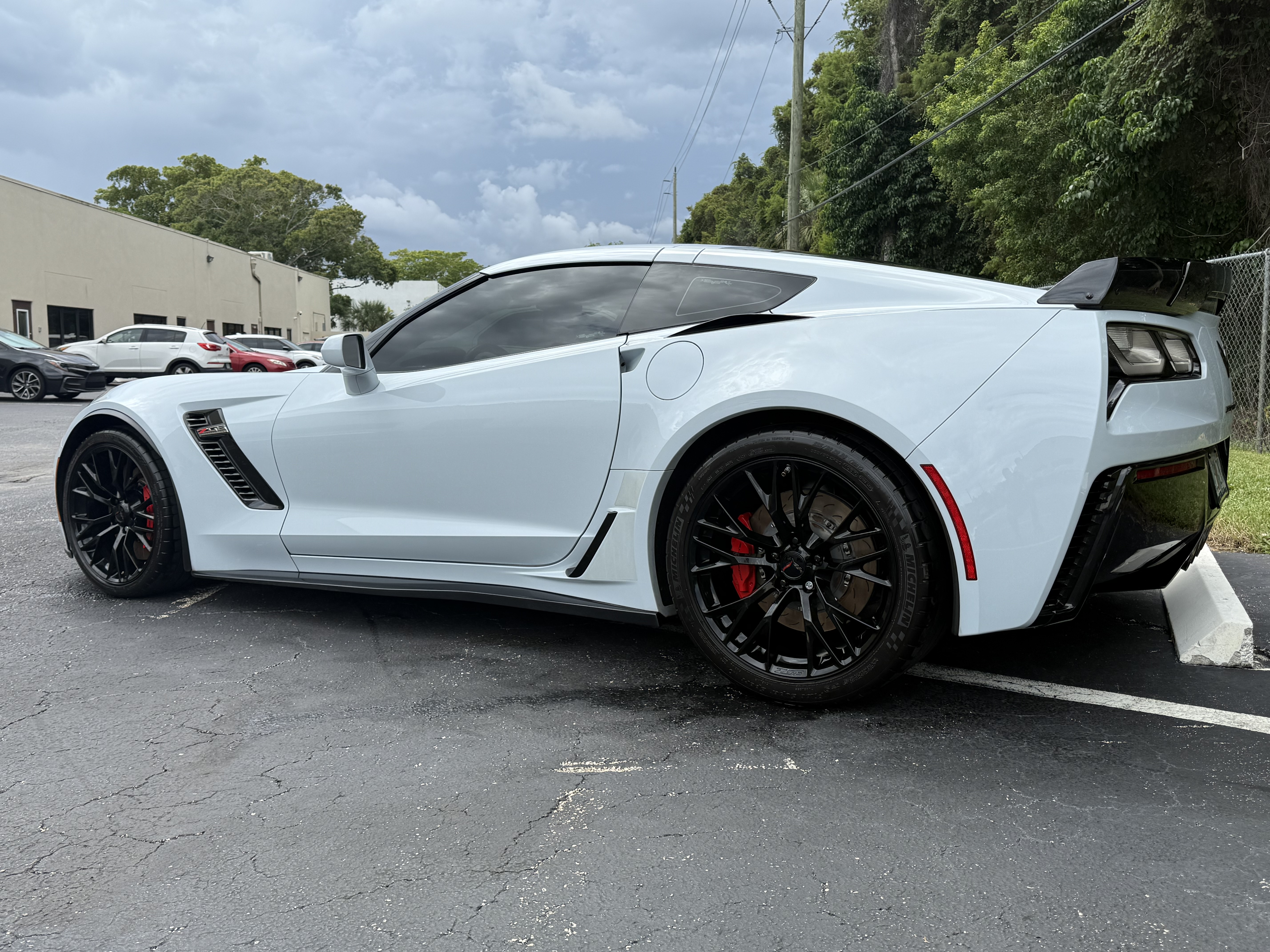Used 2019 Chevrolet Corvette Z06 RWD image 30
