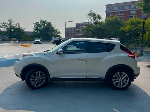 Used 2013 Nissan Juke SL w/ Chrome Pkg FWD image 4