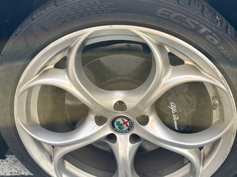 Used 2018 Alfa Romeo Giulia Ti Sport w/ Quick Order Package 22U Sport image 13