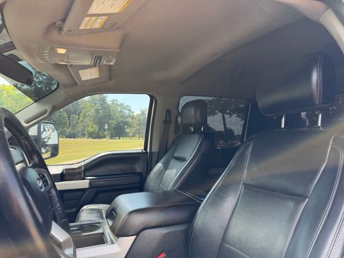 Used 2019 Ford F250 Lariat w/ Lariat Value Package AWD/4WD image 20