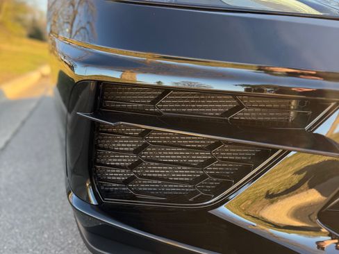 Used 2024 Chevrolet Corvette Stingray Premium Cpe w/ Battery Protection Package image 9