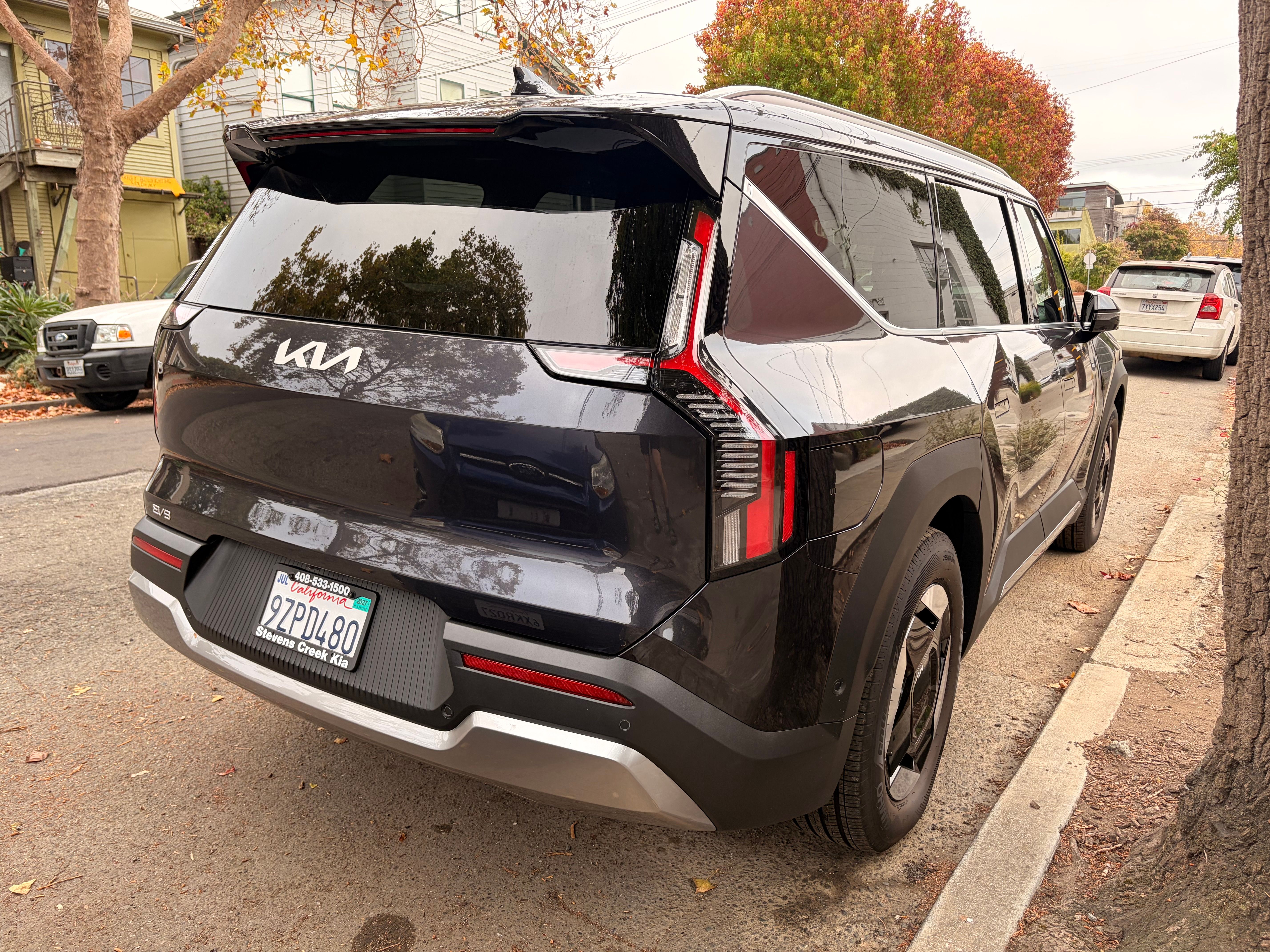 Used 2026 Kia EV9 Wind AWD/4WD image 1