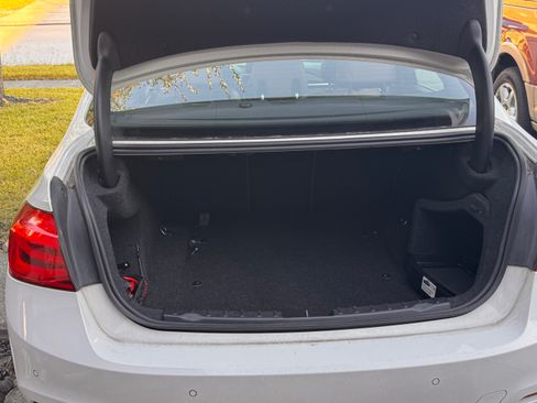 Used 2017 BMW 330i Sedan image 9