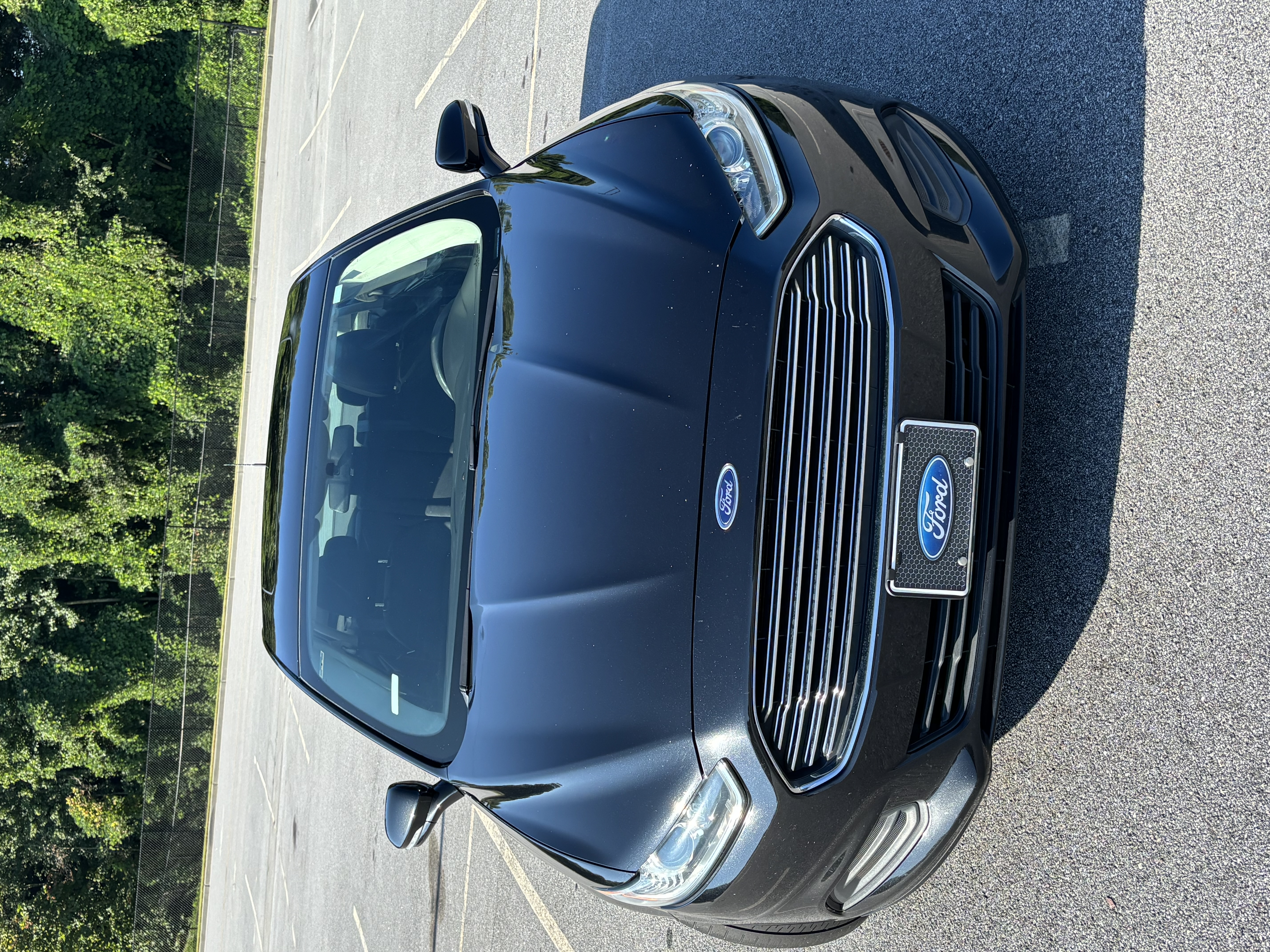 Used 2014 Ford Fusion SE FWD image 2
