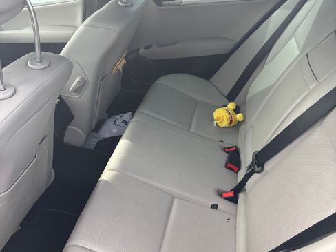 Used 2012 Mercedes-Benz C 250 Sedan image 10