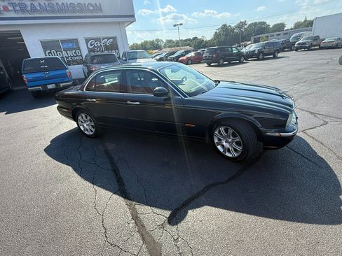Used 2004 Jaguar XJ8 RWD image 6