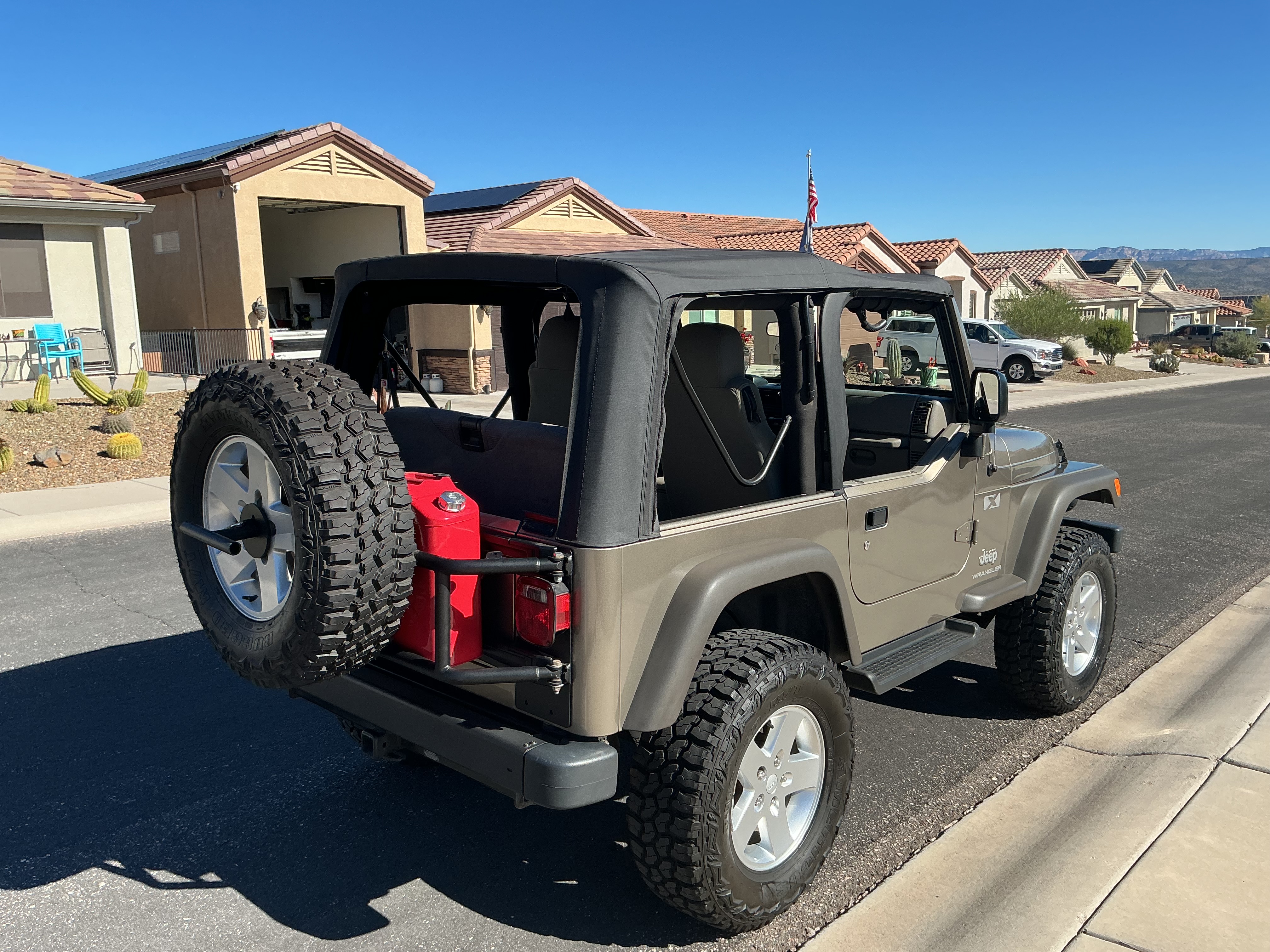 Used 2005 Jeep Wrangler X w/ Tire & Wheel Group (Ecco) AWD/4WD image 4