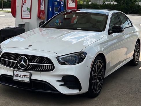Used 2022 Mercedes-Benz E 450 4MATIC Sedan image 1