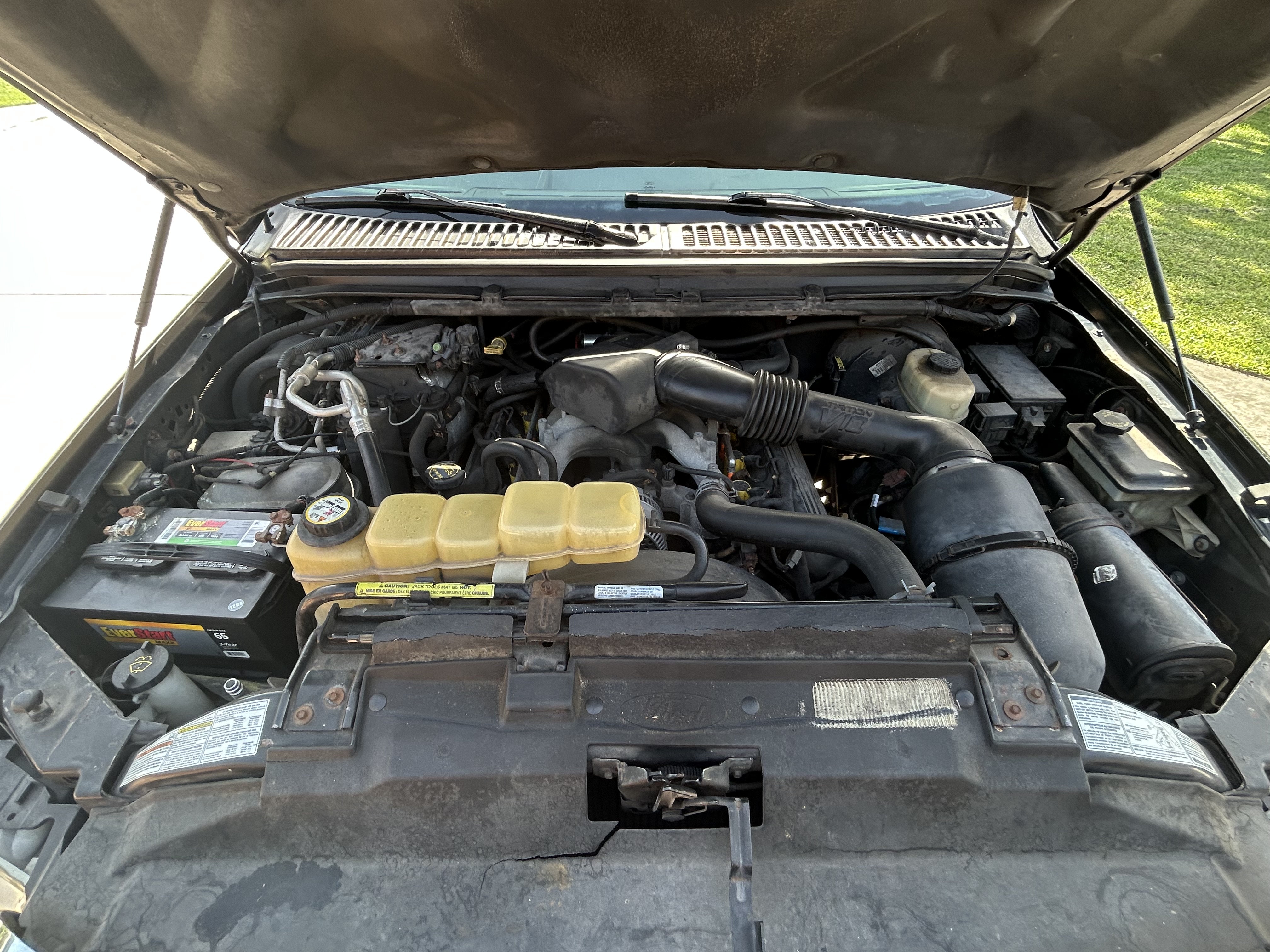 Used 2001 Ford Excursion Limited AWD/4WD image 14