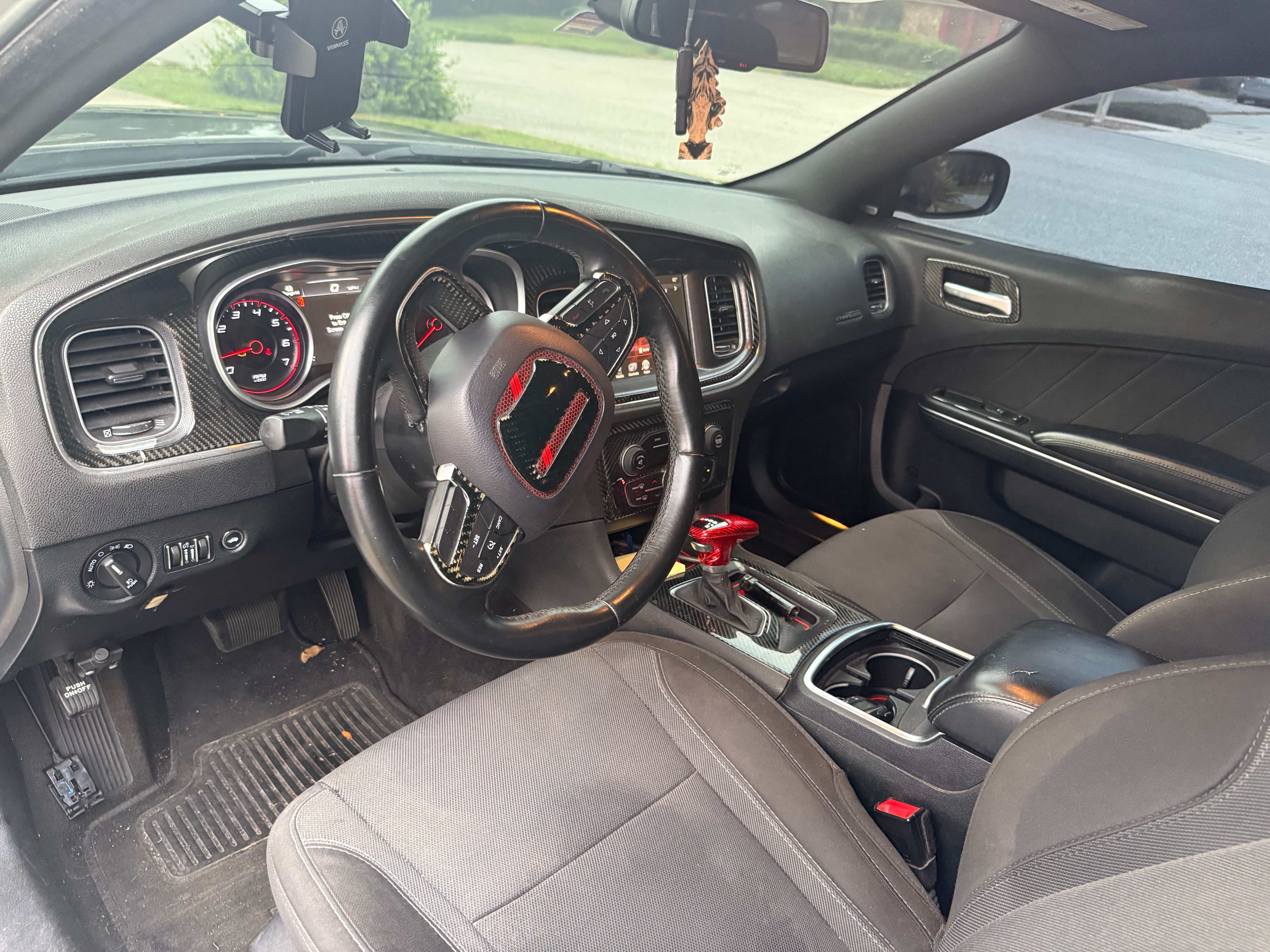 Used 2016 Dodge Charger R/T RWD image 18