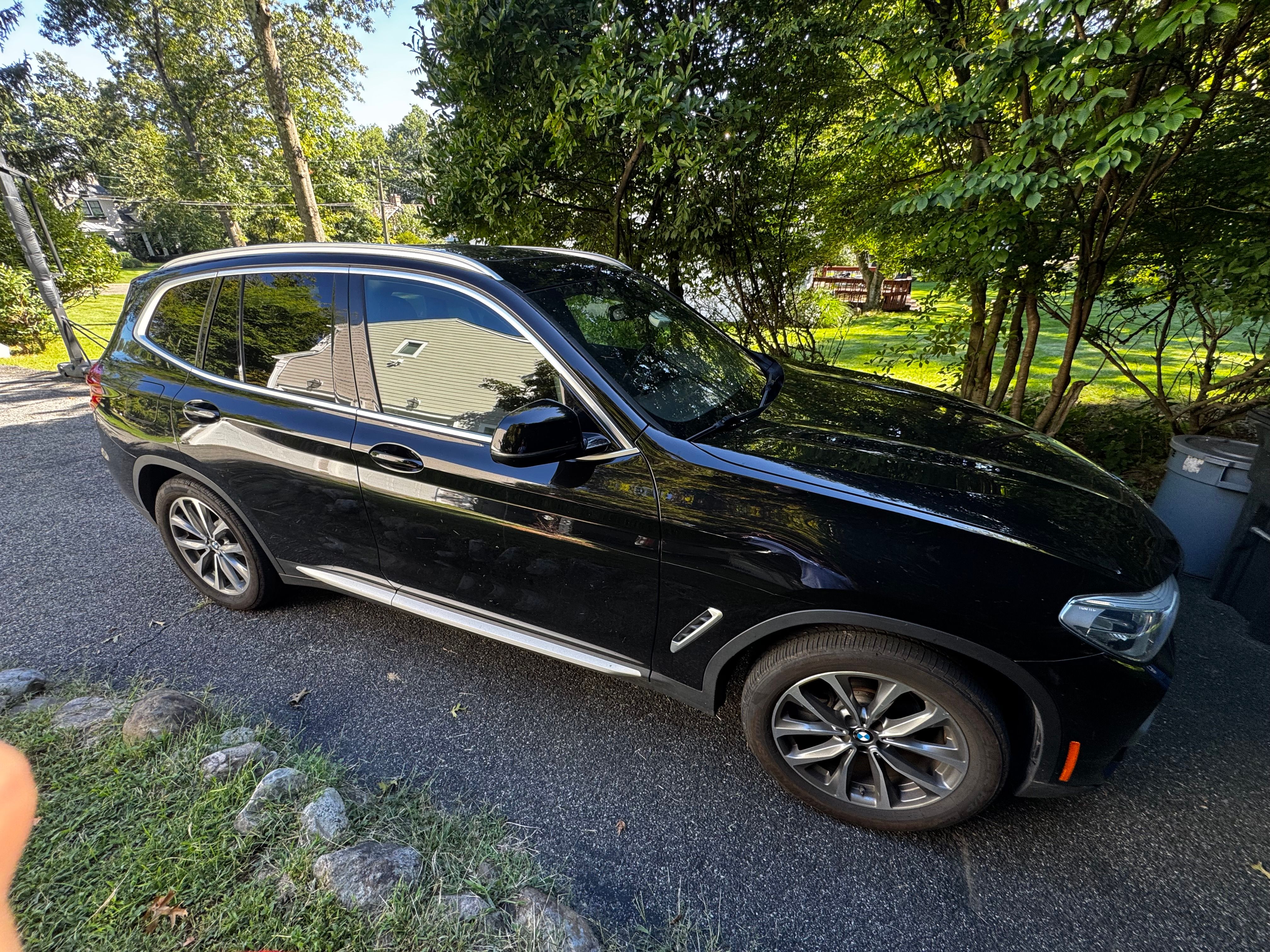 Used 2019 BMW X3 xDrive30i w/ Convenience Package AWD/4WD image 2