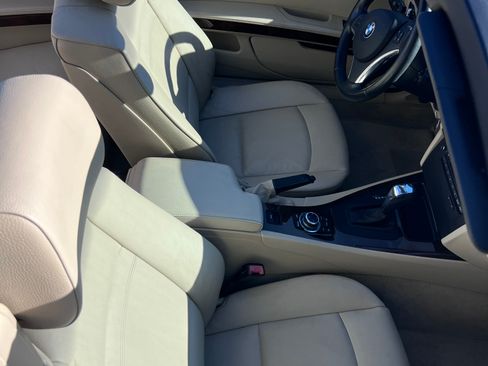 Used 2012 BMW 328i Convertible image 5
