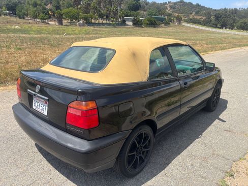 Used 1996 Volkswagen Cabrio FWD image 6