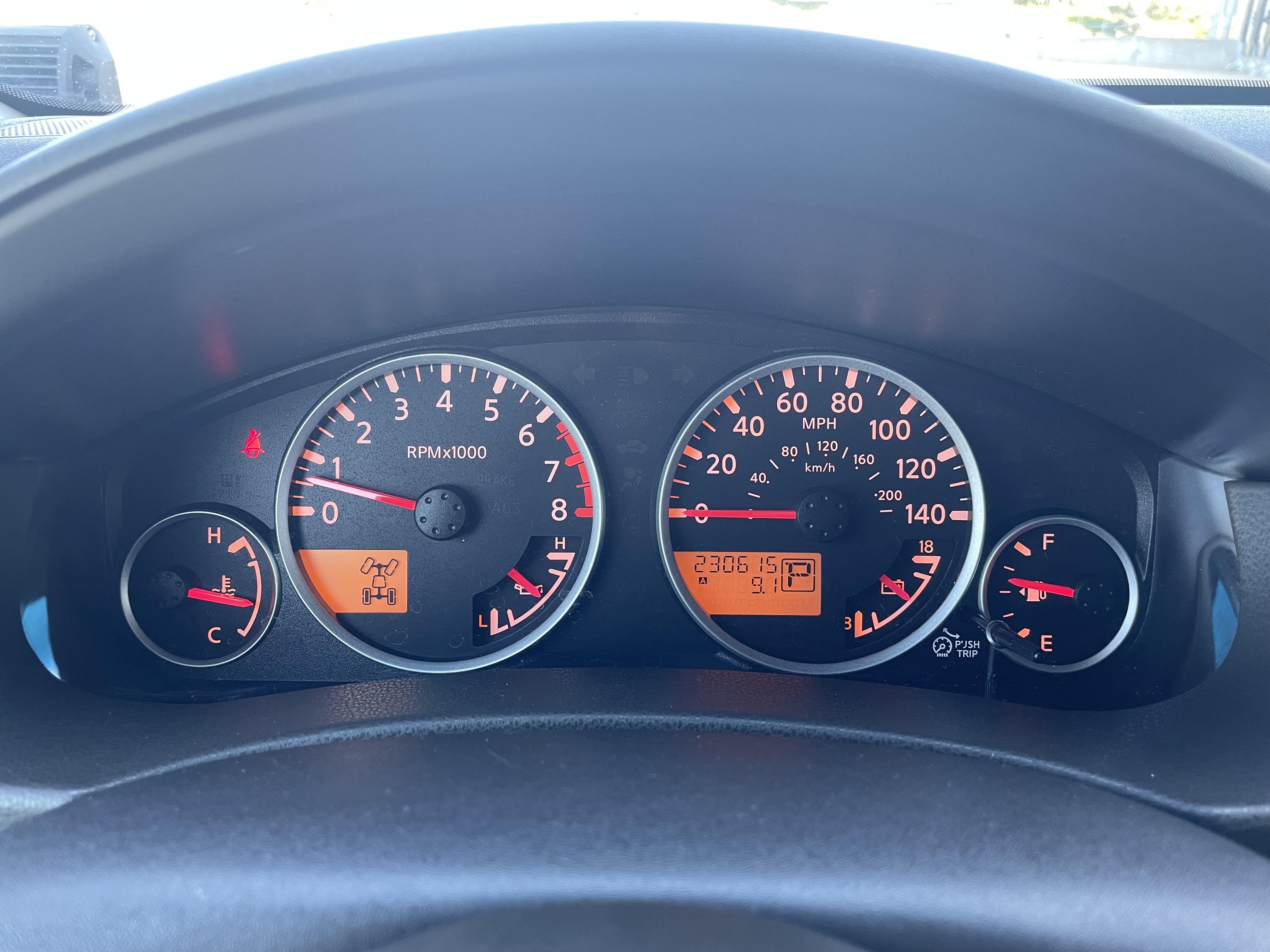 Used 2011 Nissan Pathfinder Silver AWD/4WD image 16