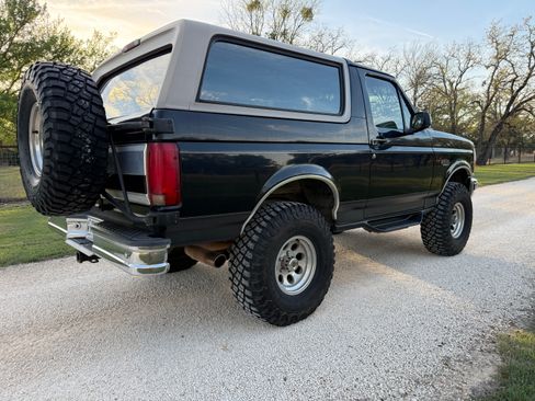 Used 1996 Ford Bronco image 5