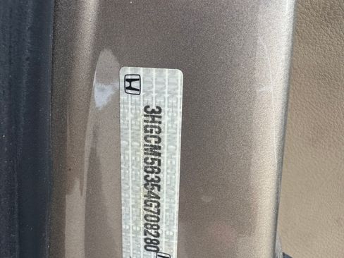Used 2004 Honda Accord LX image 15