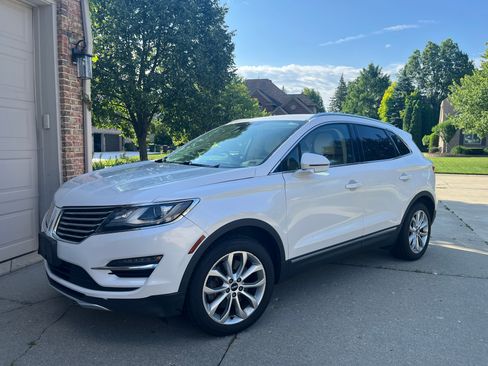 Used 2015 Lincoln MKC AWD w/ Equipment Group 101A Select image 1