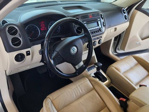Used 2009 Volkswagen Tiguan SEL AWD/4WD image 15