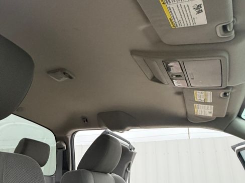 Used 2020 Nissan Frontier S image 5