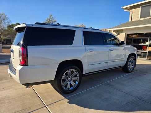 Used 2016 GMC Yukon XL Denali w/ Open Road Package image 5