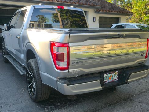 Used 2021 Ford F150 Limited image 4