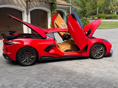 Used 2020 Chevrolet Corvette Stingray Premium Cpe w/ 3LT Preferred Equipment Group image 16