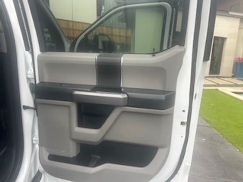 Used 2019 Ford F150 XLT w/ Trailer Tow Package image 20