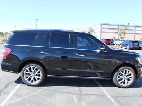 Used 2018 Ford Expedition Limited w/ Equipment Group 302A image 5
