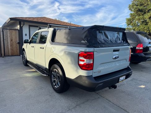 Used 2022 Ford Maverick XLT FWD image 4