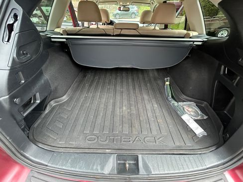 Used 2015 Subaru Outback 2.5i Premium AWD/4WD image 24
