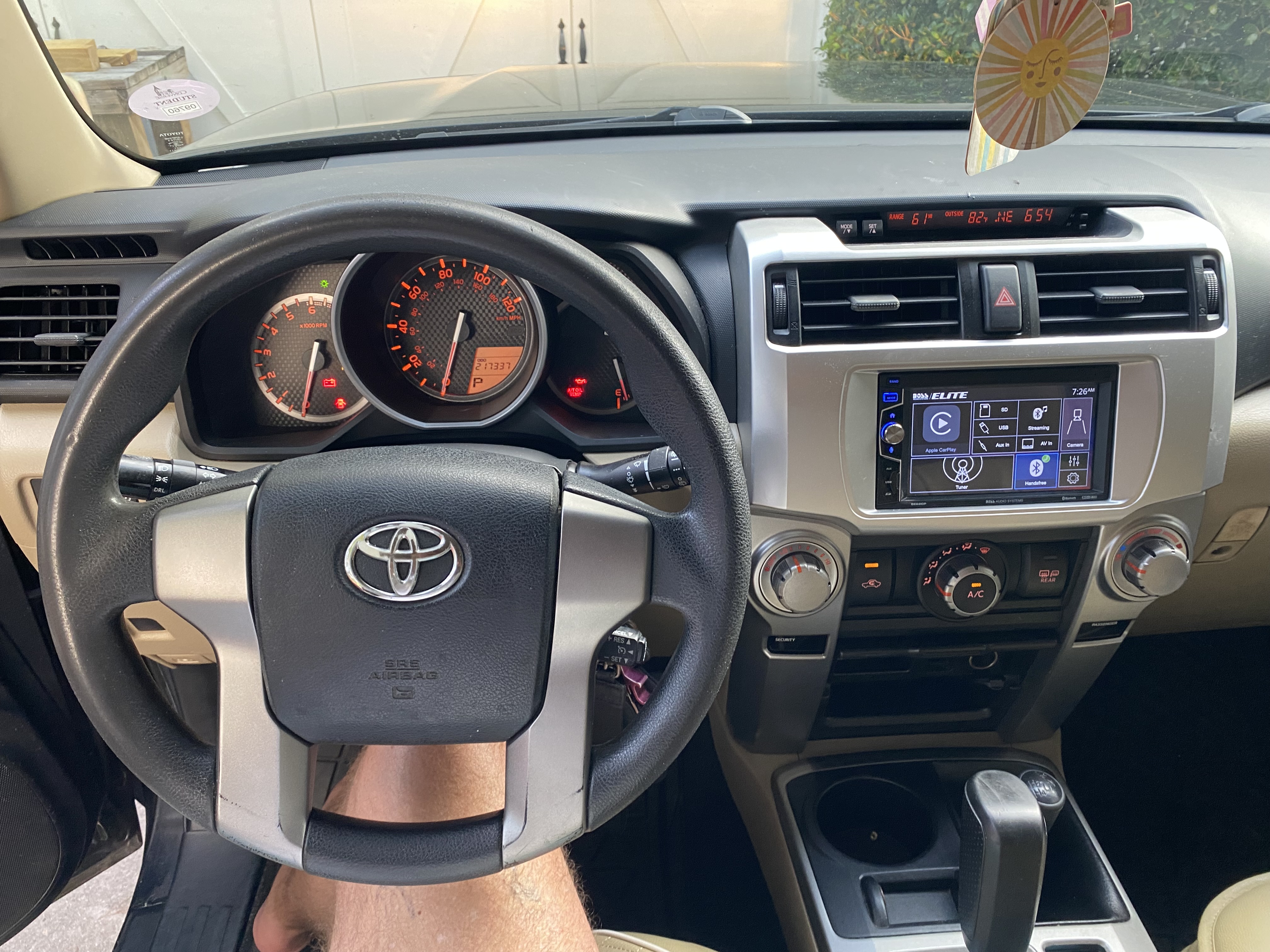 Used 2010 Toyota 4Runner SR5 AWD/4WD image 9