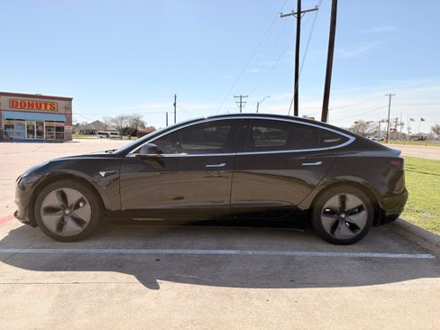Used 2018 Tesla Model 3 Long Range image 5