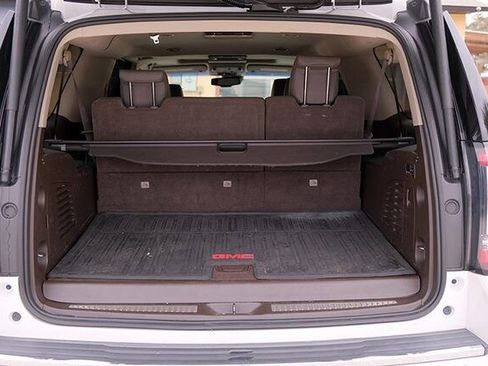 Used 2018 GMC Yukon XL Denali w/ Denali Ultimate Package image 12