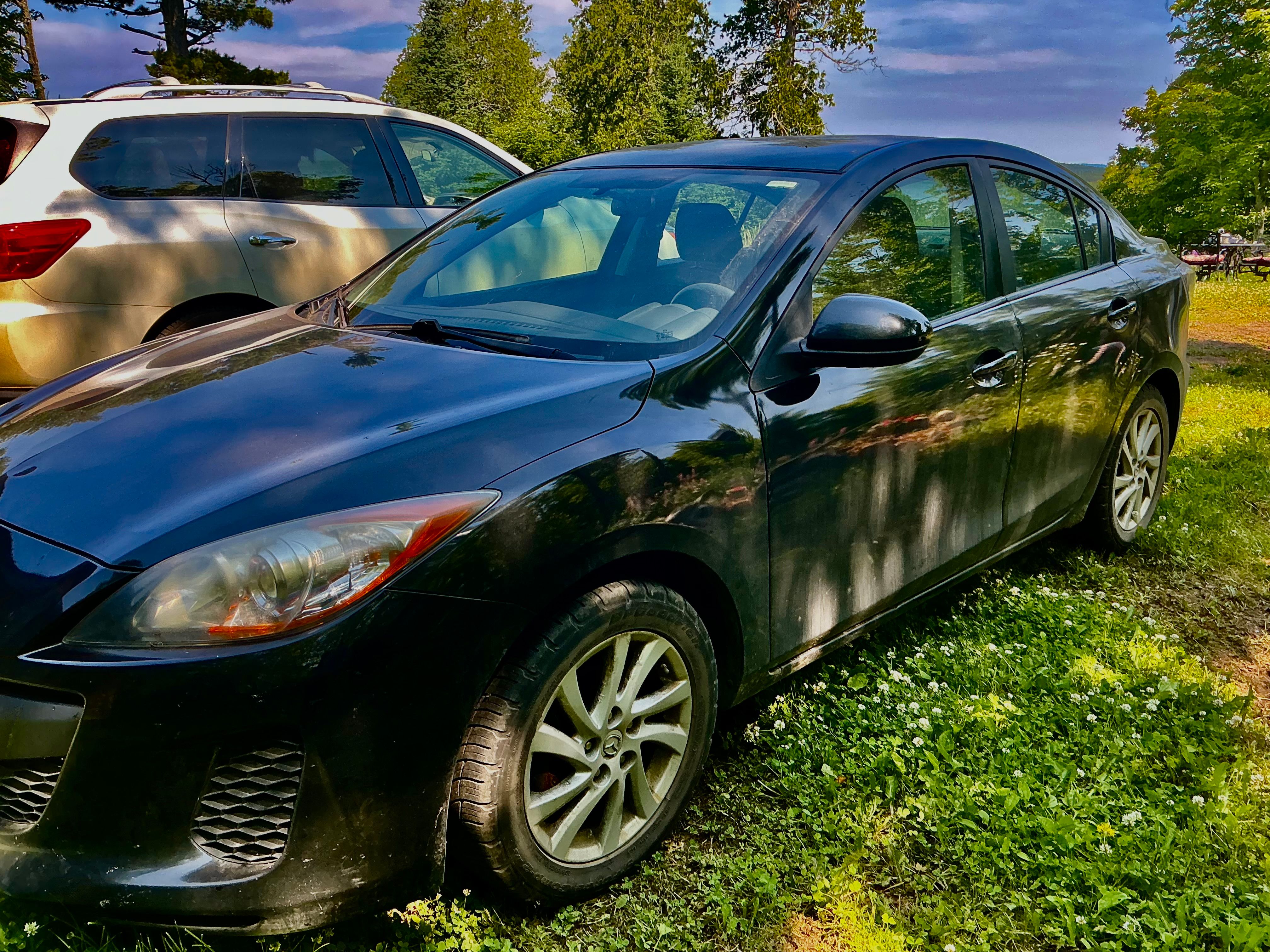 Used 2012 MAZDA MAZDA3 i Touring FWD image 1