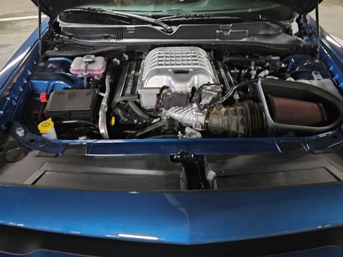 Used 2021 Dodge Challenger SRT Hellcat Redeye image 5