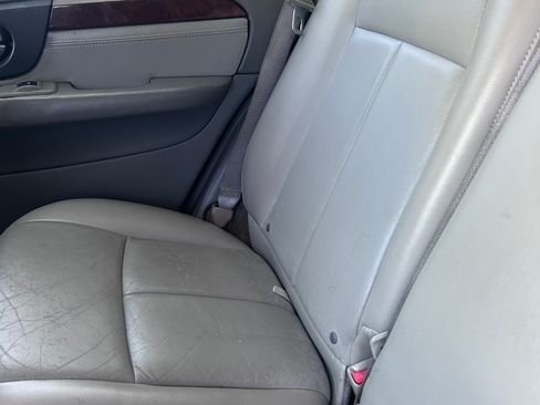 Used 2006 GMC Envoy SLT RWD image 14