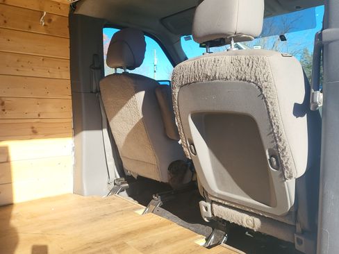 Used 2016 Nissan NV 1500 SV image 9