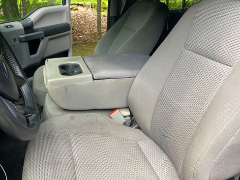 Used 2020 Ford F150 XLT w/ Equipment Group 302A Luxury AWD/4WD image 13