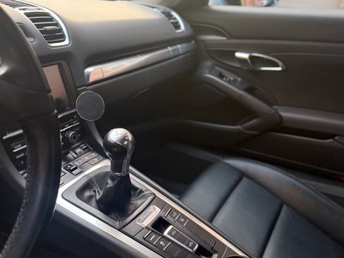 Used 2014 Porsche Boxster RWD image 12