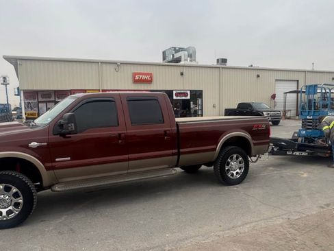 Used 2006 Ford F350 King Ranch image 10