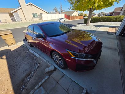 Used 2024 Nissan Altima 2.5 SV