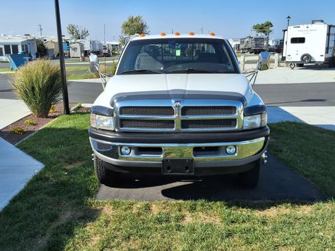 Used 1999 Dodge Ram 3500 Truck 4x4 Quad Cab image 1
