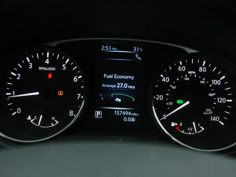 Used 2016 Nissan Rogue SV w/ SV Premium Package image 20