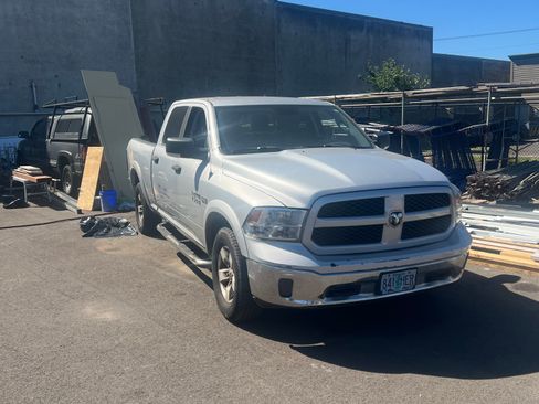 Used 2014 RAM 1500 Outdoorsman image 5